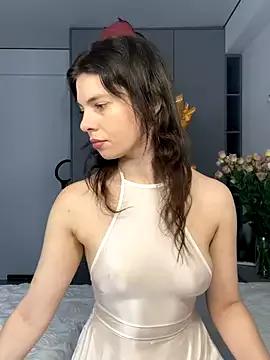 Freechat CurlyLara on StripChat