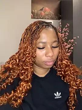 Freechat CurvyDesire1 on StripChat