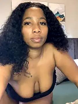 Freechat CurvyDesire1 on StripChat