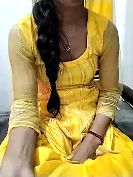 Freechat Cute-Naavya on StripChat