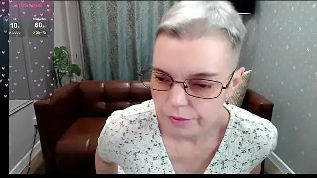 Freechat Cutie_Erikaa1 on StripChat