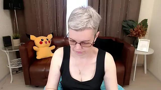 Freechat Cutie_Erikaa1 on StripChat