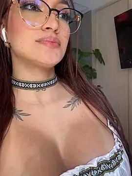 Freechat DaniDusan_ on StripChat