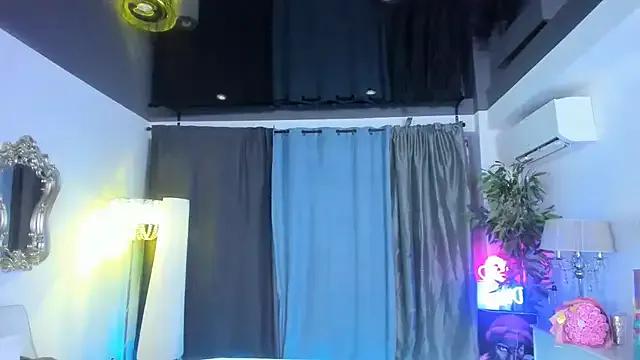 Freechat DanieleAida on StripChat