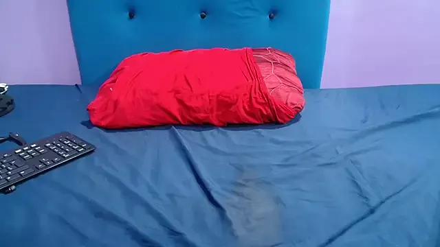 Freechat DARKGIANTMELANIN on StripChat