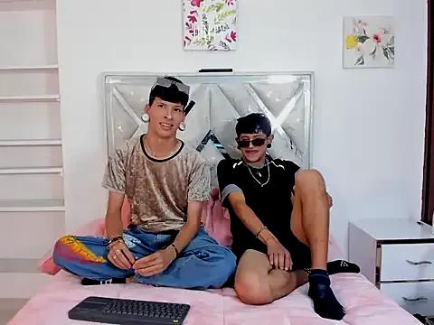 Freechat DemianSalvatore on StripChat