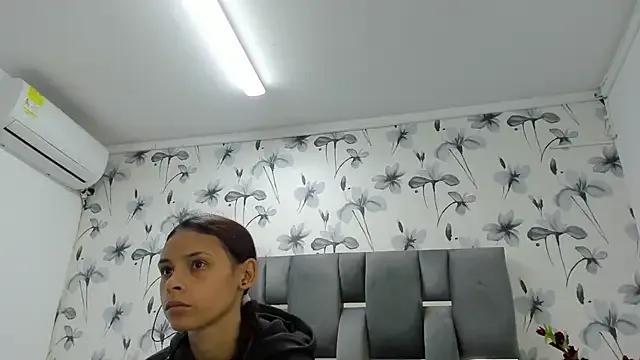 Freechat Ehotloveaxxx on StripChat