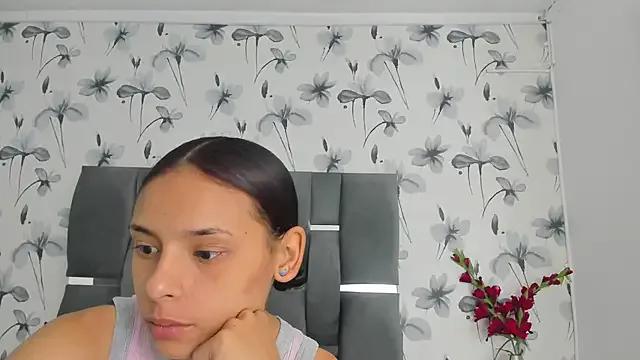 Freechat Ehotloveaxxx on StripChat