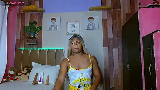 electrabrowns on StripChat