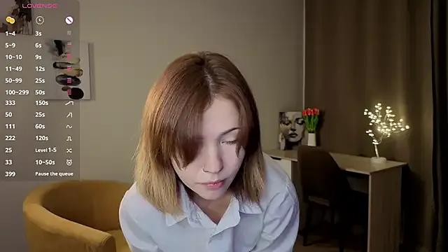 Freechat ElvaAxley on StripChat
