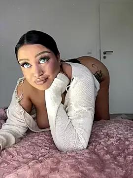 Freechat EmiliaPetrova on StripChat