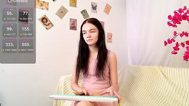 Freechat emma_blackwood on StripChat