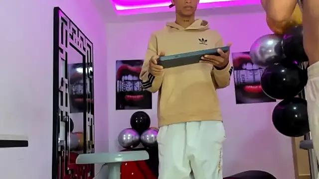 Freechat EMPIRE_BOYS1 on StripChat