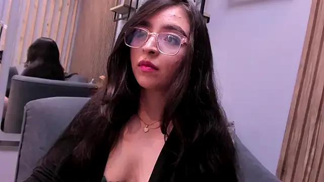 Freechat Eva_Macalliter on StripChat
