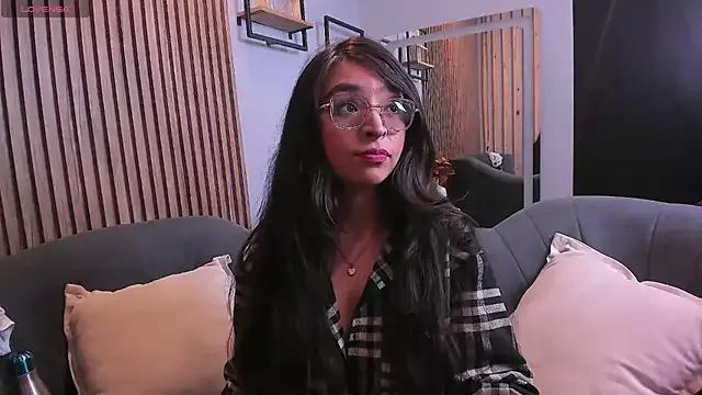 Freechat Eva_Macalliter on StripChat