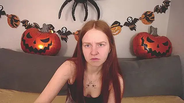 Evarey_ on StripChat