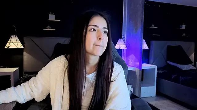 Freechat giapearl25 on StripChat