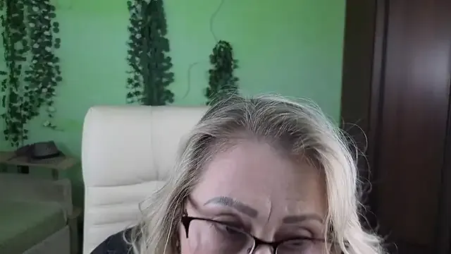 Freechat Habibi_Honeyy on StripChat