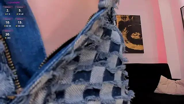 Freechat HannaConnor_ on StripChat