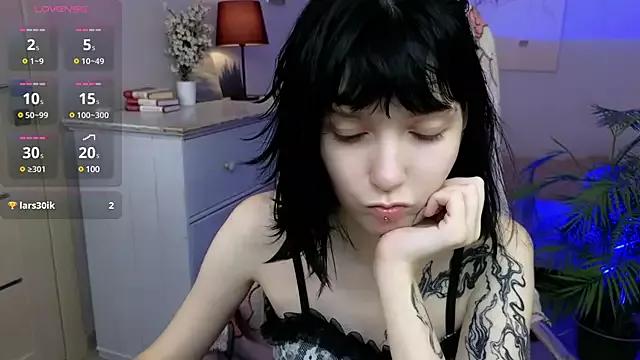 Freechat HazelTompson on StripChat