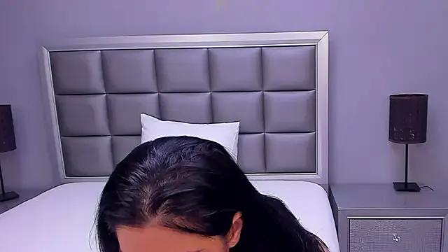 Freechat HellennSweet on StripChat