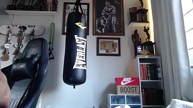 Freechat henryhadesflirt on StripChat