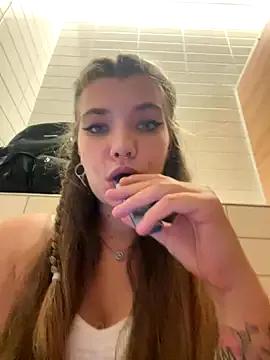 Freechat Holy_Tereza on StripChat