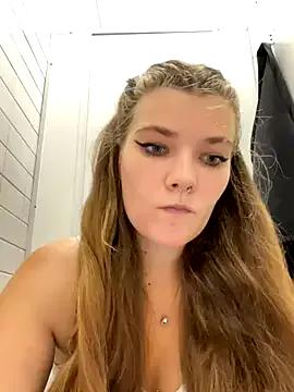 Freechat Holy_Tereza on StripChat