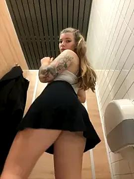 Freechat Holy_Tereza on StripChat