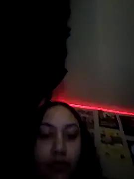 Freechat honeeyyy_pot on StripChat