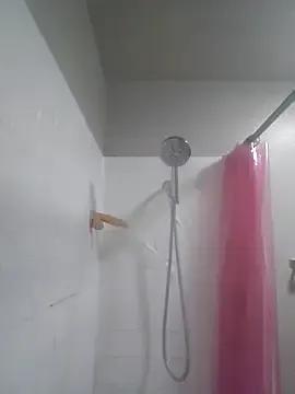 Freechat honeeyyy_pot on StripChat