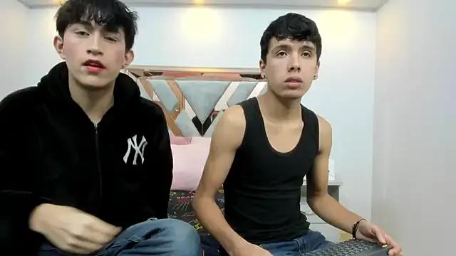 Private hoot_booys_ on StripChat