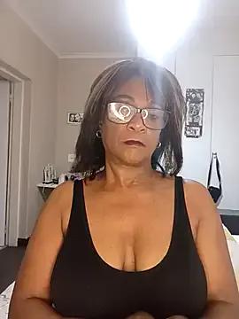 Freechat Hotgrannyx on StripChat