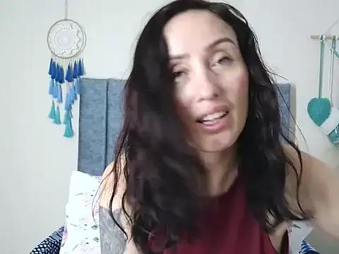 Freechat IberianMoonMK on StripChat