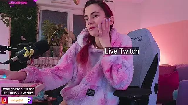 Freechat Indriya2x0 on StripChat