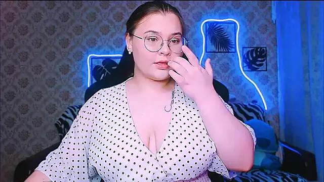 StripChat InLoveWithLife26 is Private InLoveWithLife26 — dance in underwear