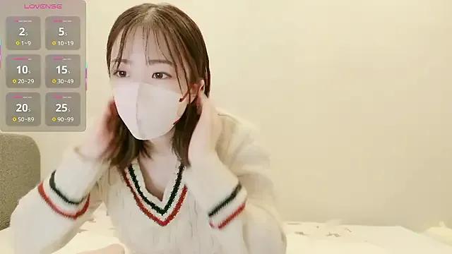 IROHA_0168 — Group on StripChat