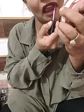 Freechat Itz_Mayra_ on StripChat