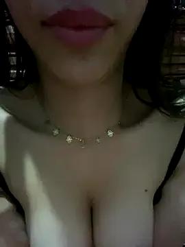 Freechat karisa-58 on StripChat