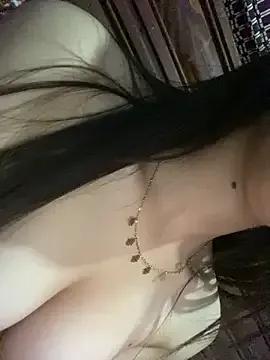 Freechat karisa-58 on StripChat