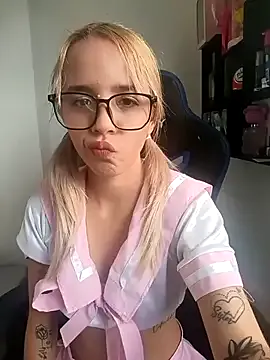 Freechat KasumiSophia on StripChat