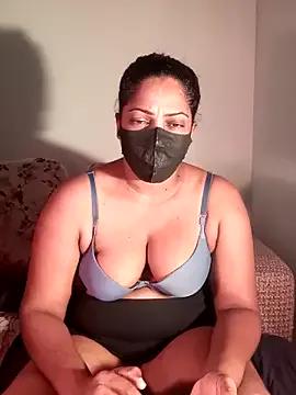 Private Kim_kardashia24 on StripChat