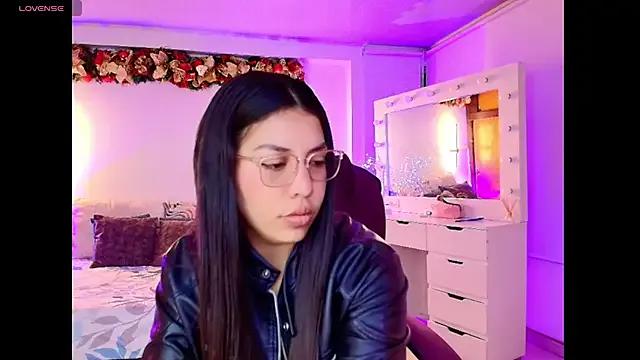 StripChat kloe28 is Freechat kloe28 — tits with clamps