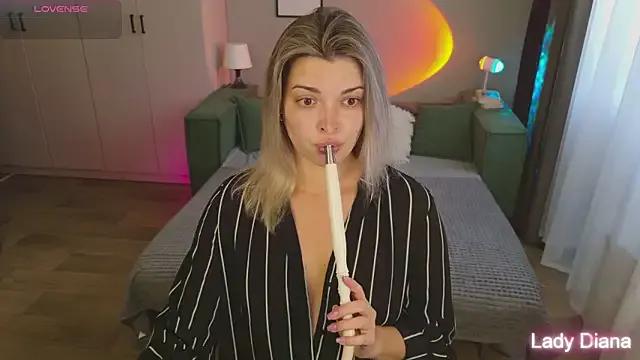 Freechat LadyDiLancaster on StripChat