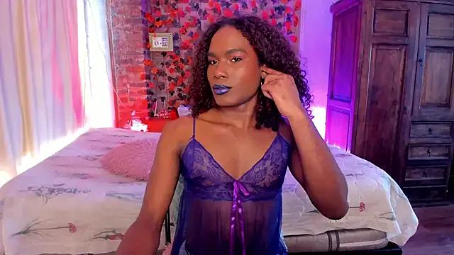 StripChat LaGoldenBitch is Freechat LaGoldenBitch — cum in public