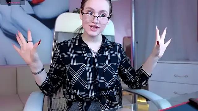 LANICROSS — I'll show you what's under my shirt