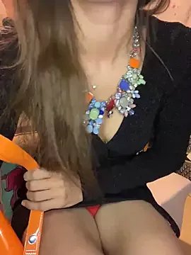 Group LaPetitechienne1 on StripChat