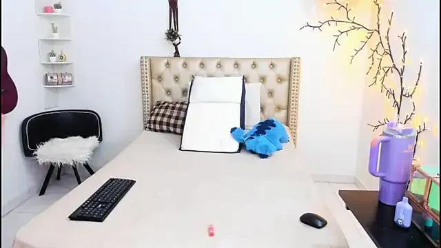 Freechat LenaStylesOA on StripChat