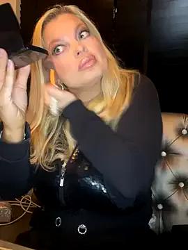 Freechat Lisavontease on StripChat