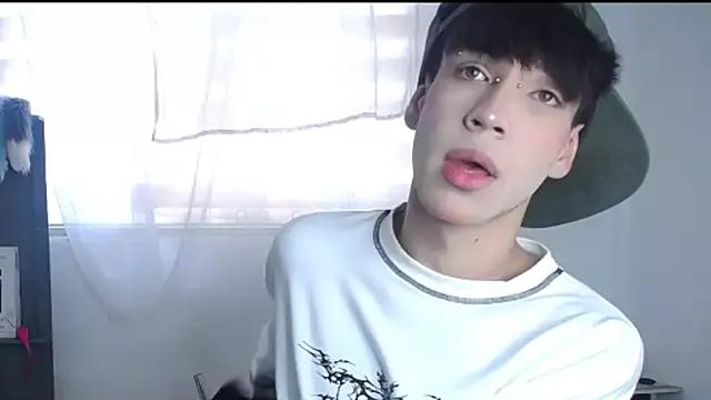 Freechat lucky_stricke on StripChat